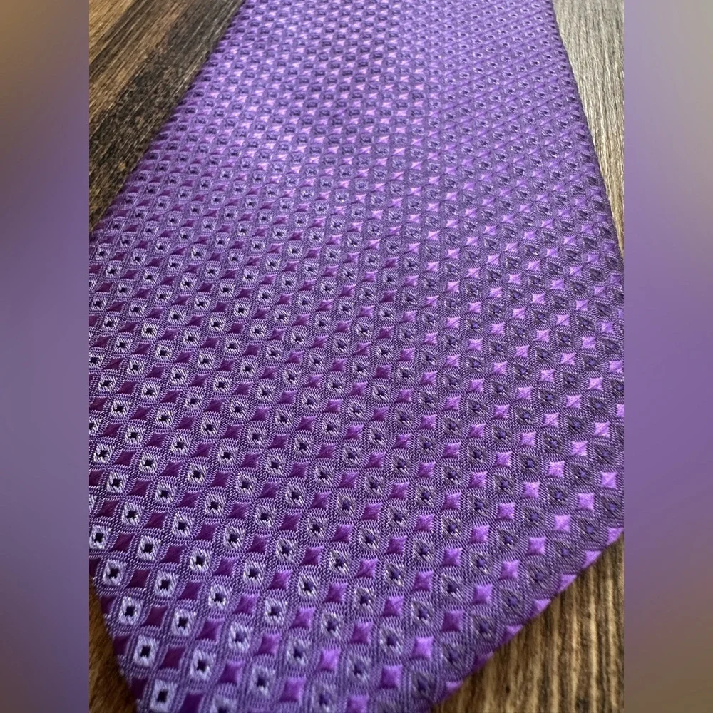 Kai Long Handmade 100% Silk Sophisticated Purple Patterned Men's Tie